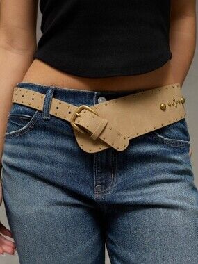 American Eagle Outfitters Cognac Belt